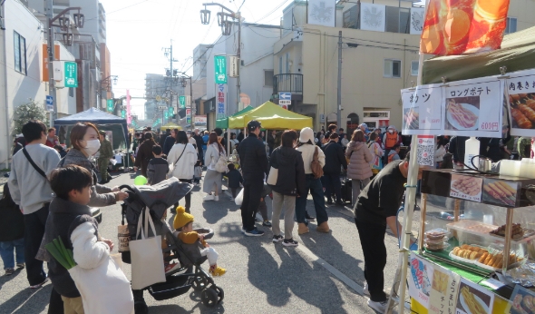 勝川駅前通商店街振興組合　勝川弘法市